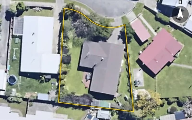 6 Jones Place