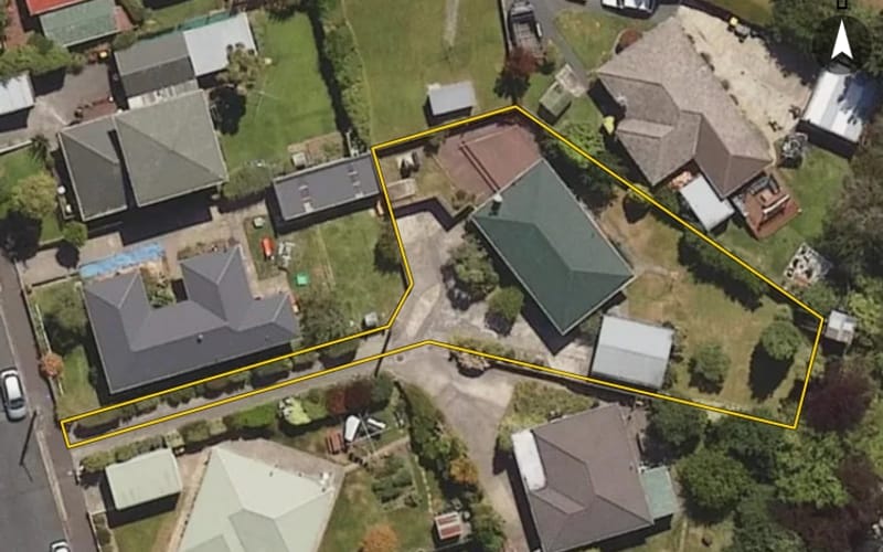 12 Rockside Road