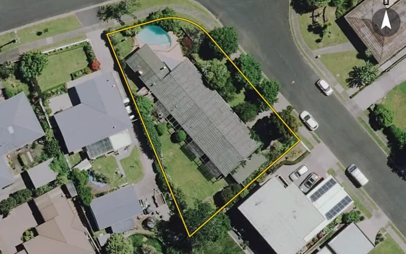 2 Conway Place