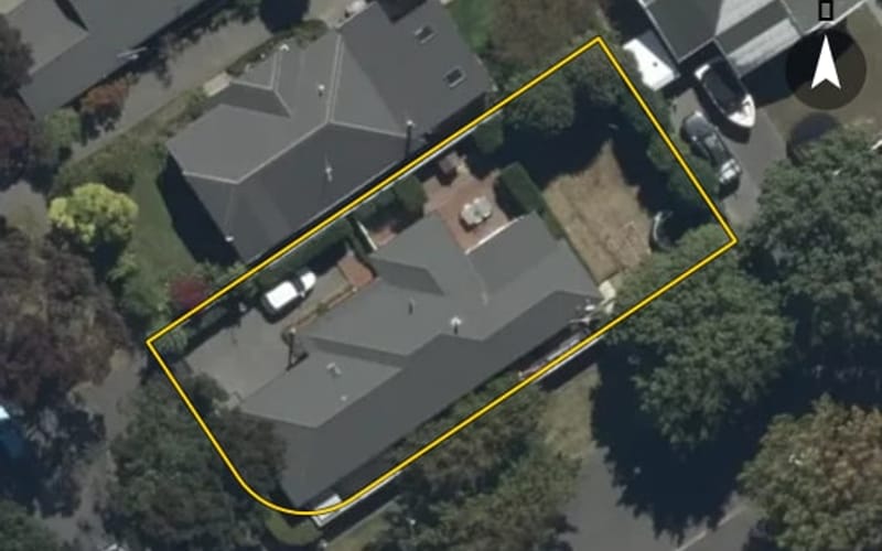 2 Rayburn Avenue