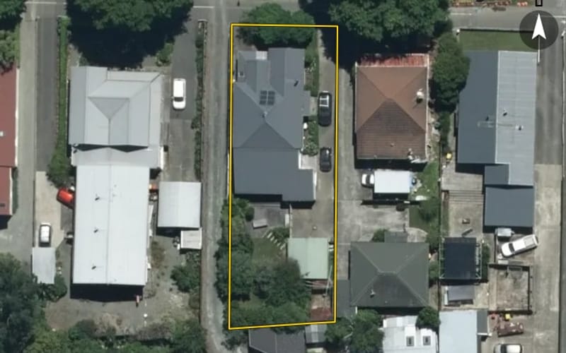 206 Nile Street East
