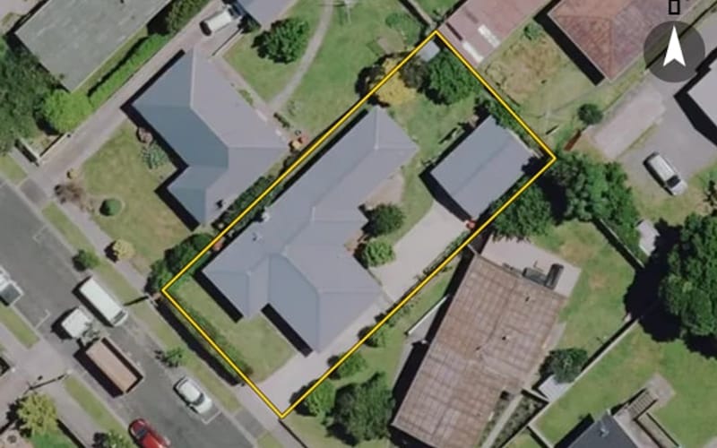 37 De Vere Crescent