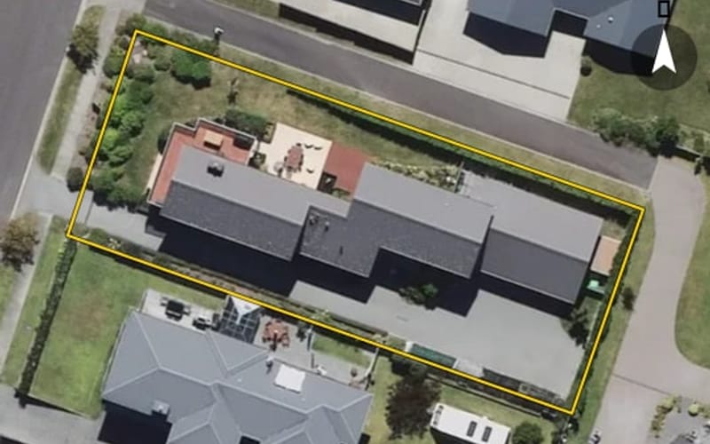 24 Pukenamu Road