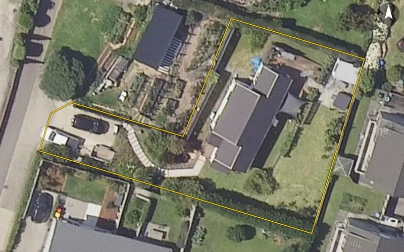 2 Fergusson Way