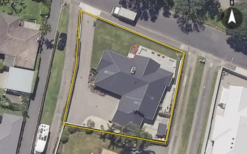 65 Beach Road