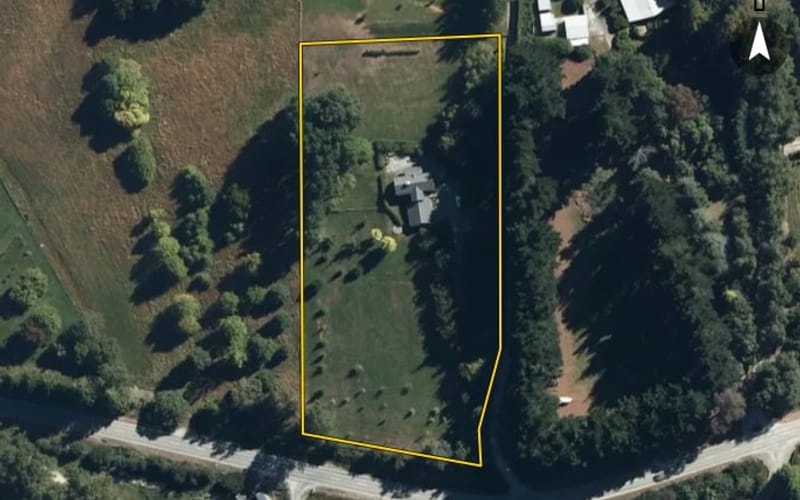 379 Littles Road