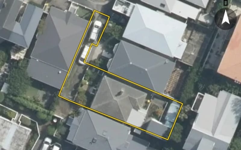 25 Caroline Street