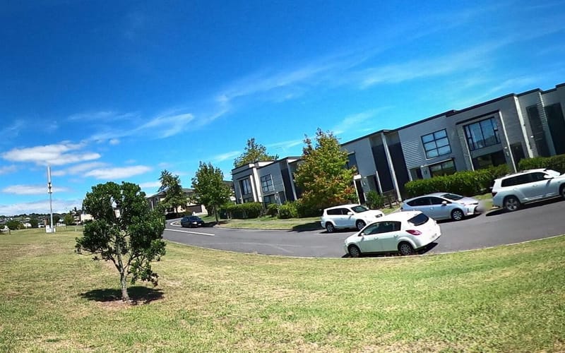 10 Riviera Drive