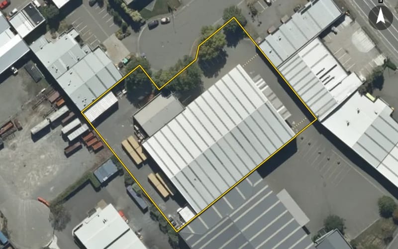 5-11 Venture Place