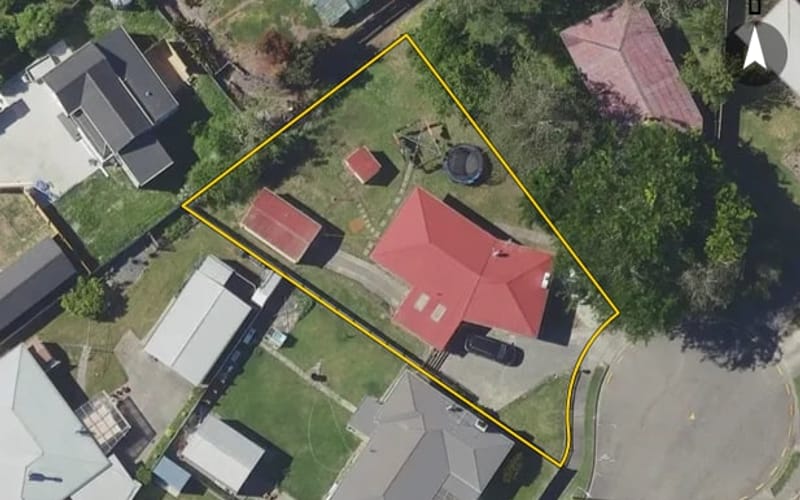26 Daphne Place