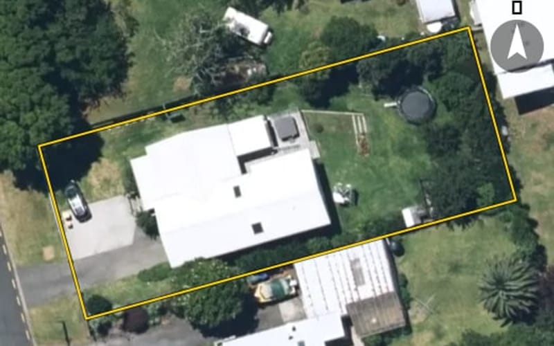 7 Sunkist Bay Road