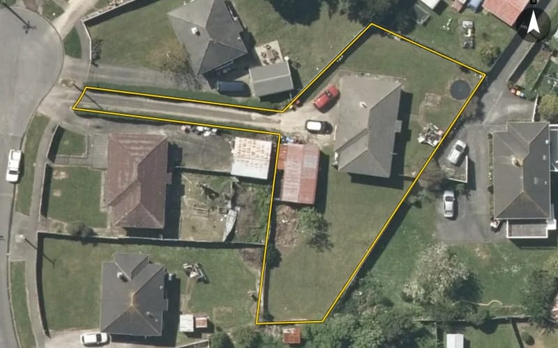 8 Muturangi Grove