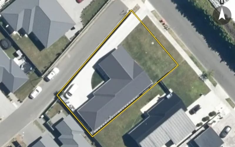 588 Lyndhurst Road