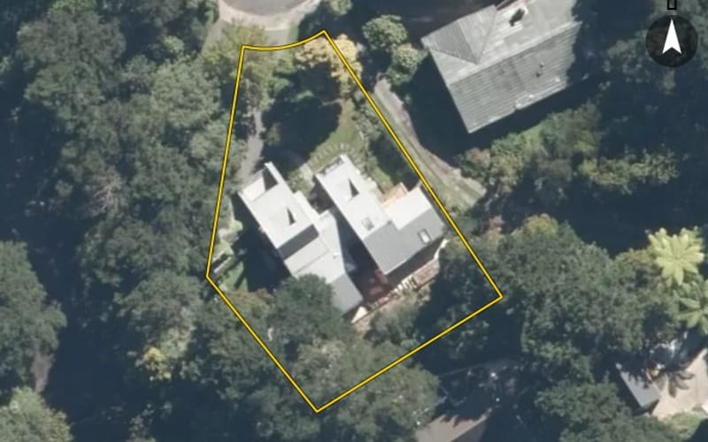 11 Tiniroa Grove