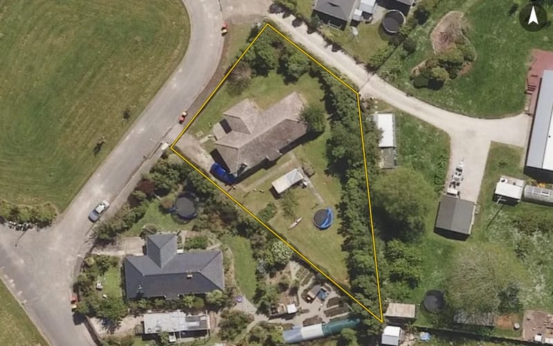 12 Kennard Crescent