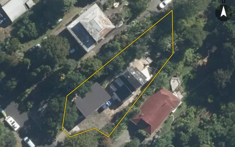 15 Maori Hut Road