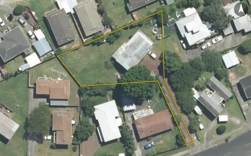 24 Charntay Avenue