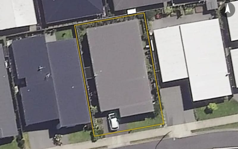 10 Eden Crescent