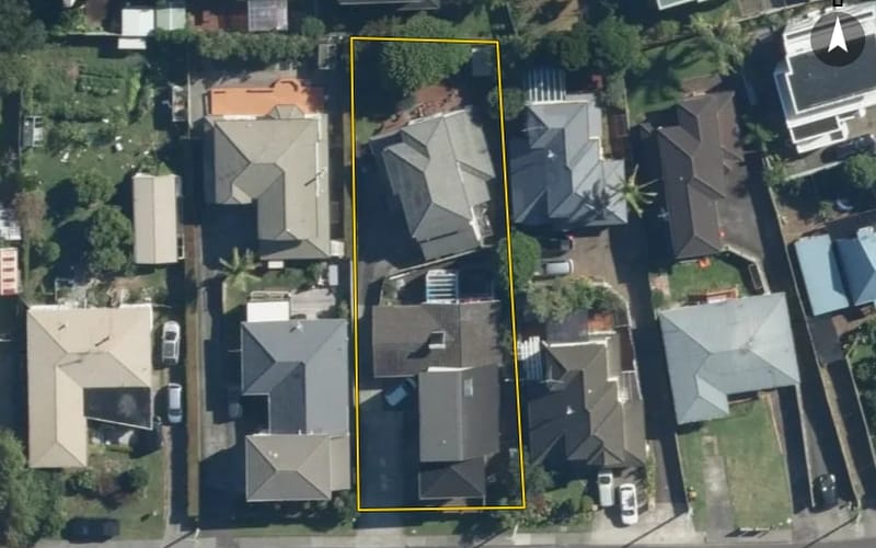 16 Richard Avenue