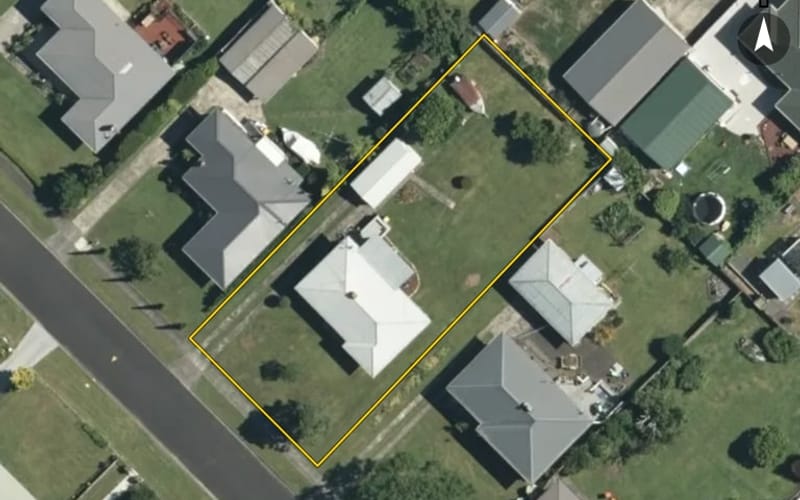 7 Churchill Avenue
