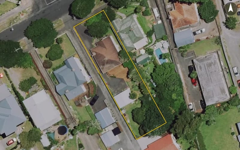 16 Te Aroha Street