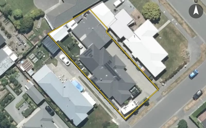 15 Reid Crescent