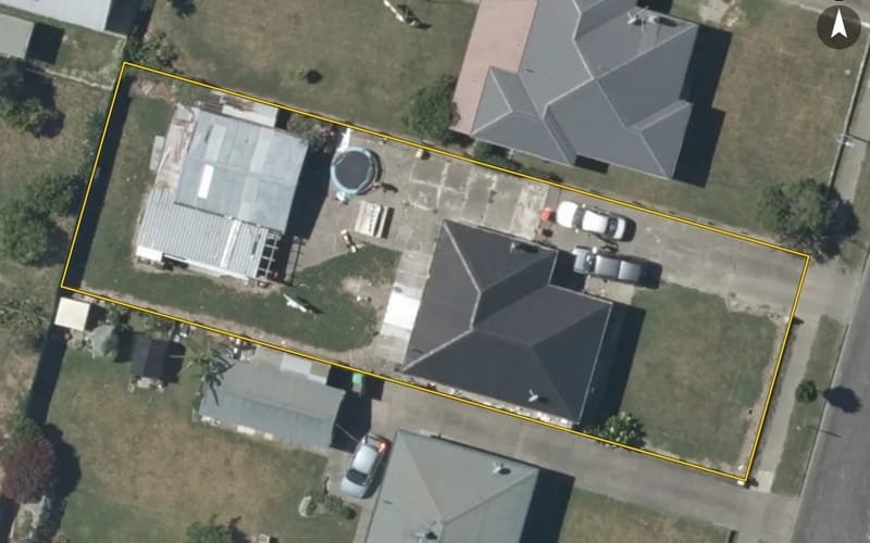 15 Hillary Crescent