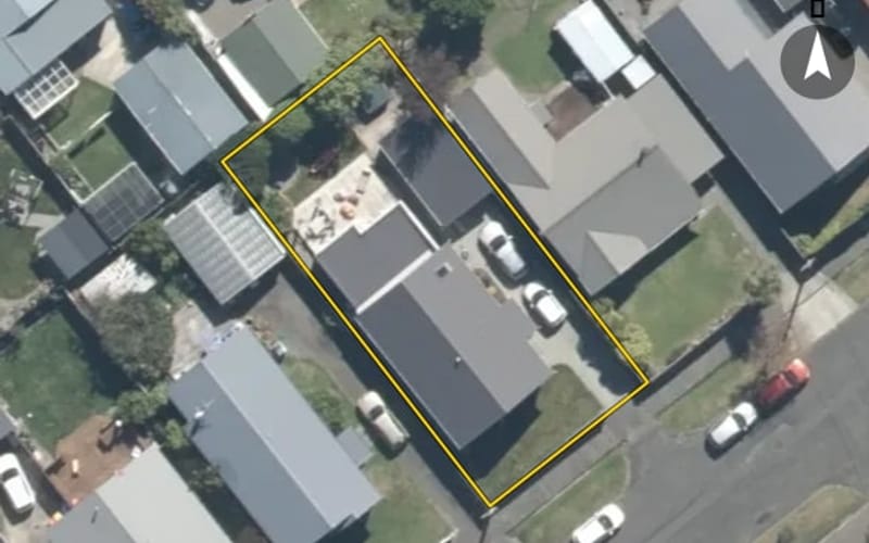 24 Moa Street