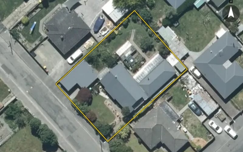 2 Beatty Crescent