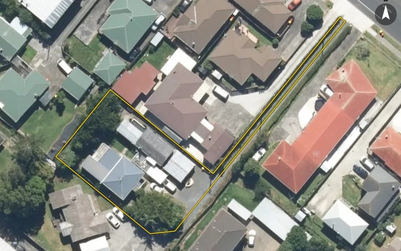 128 Coronation Road