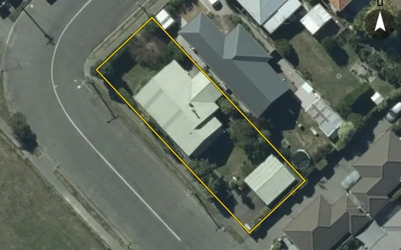 19 Taupata Street