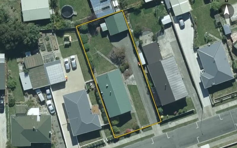15 Conway Crescent