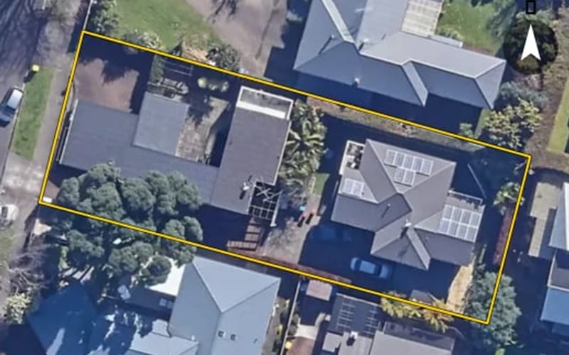 9 Heywood Crescent