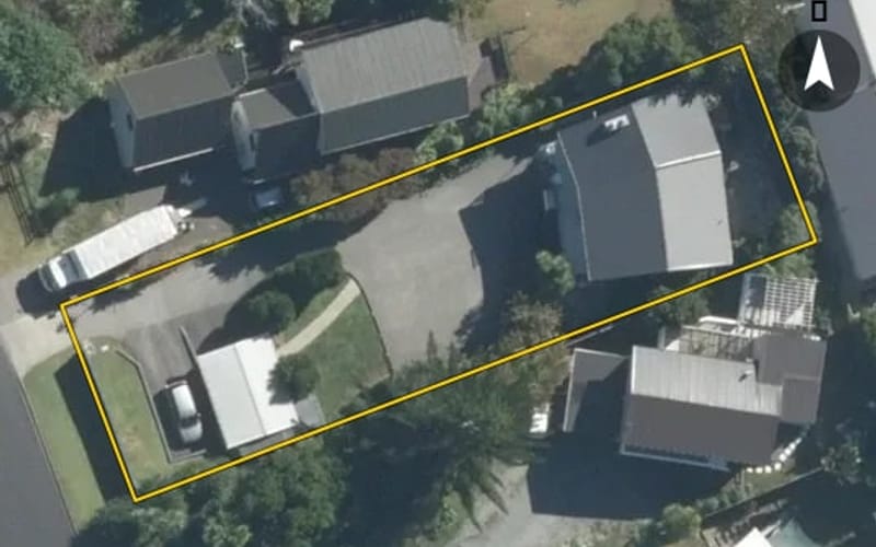 7 Maori Hut Road