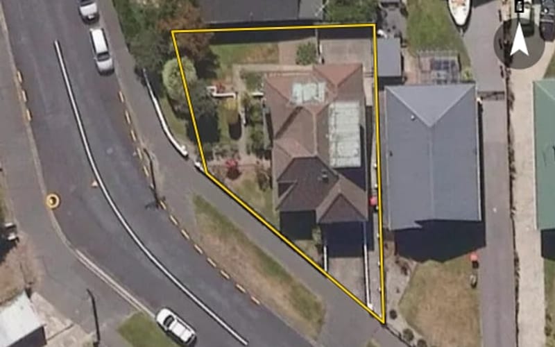 11 Cavell Street