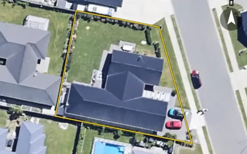 4 Solomon Place