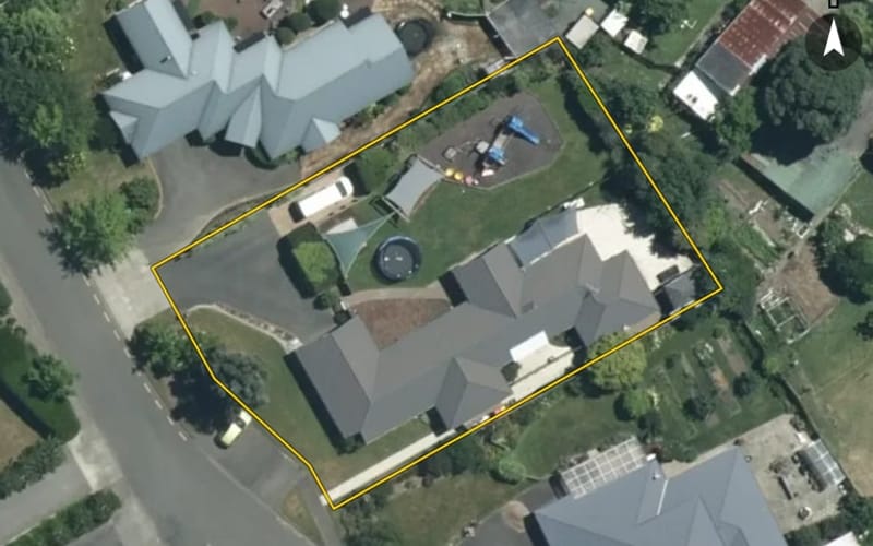 8 Trolove Place