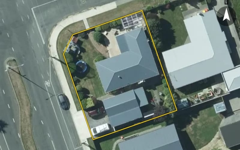 427 Racecourse Road