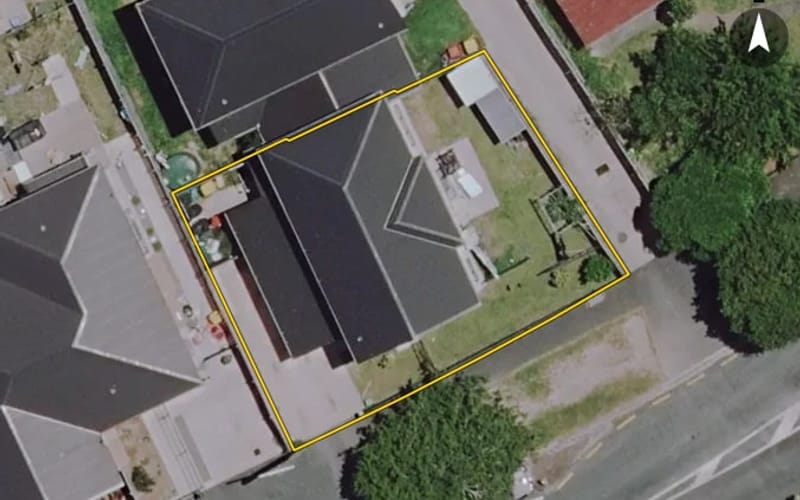 1/8 Mahana Road
