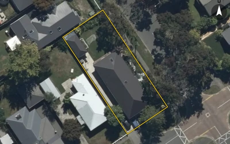 23 Rayburn Avenue
