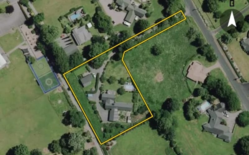 8 Cedar Park Road