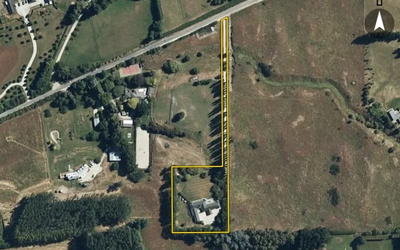 52 Slopehill Road