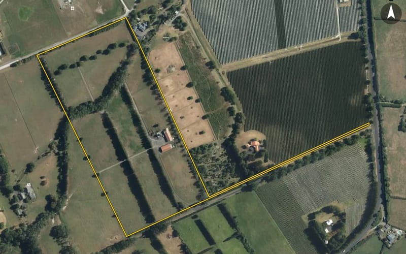 744 Waitakere Road