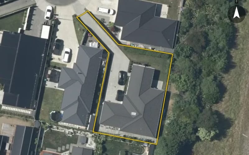 33 Young Place