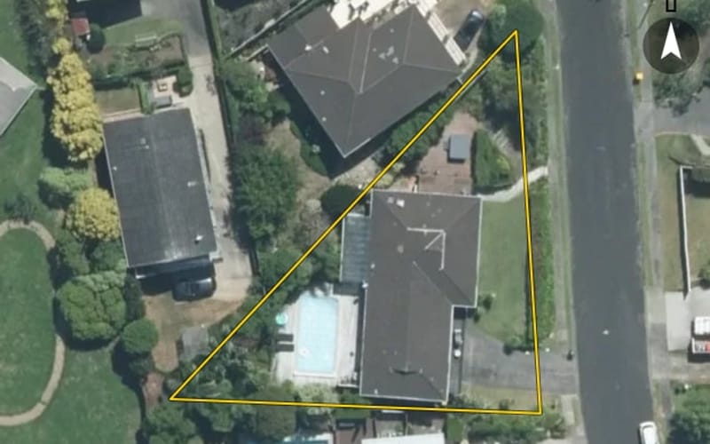 1 Asbury Crescent