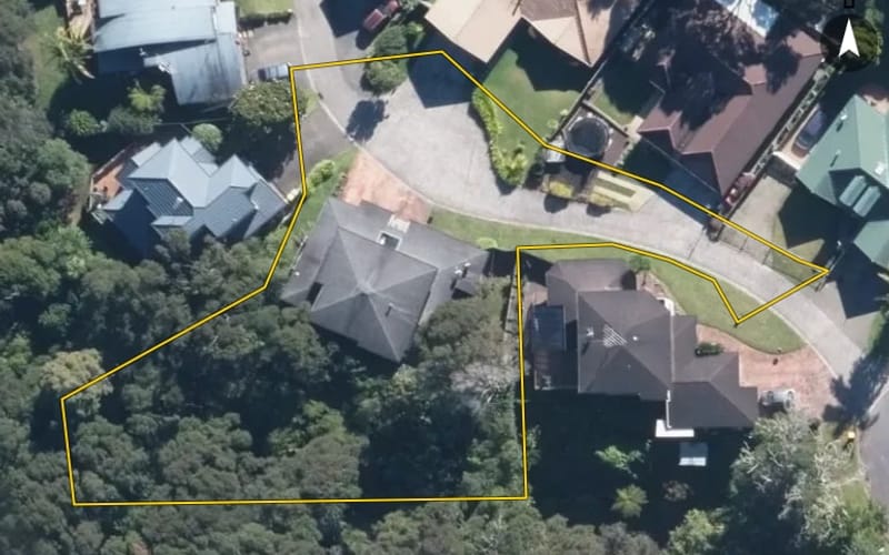 8 Daldys Bush Lane