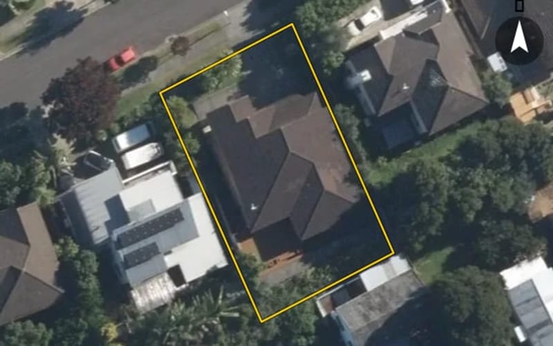 34 Leafield Crescent