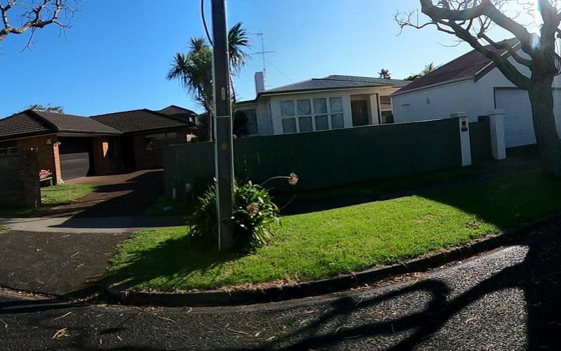 17A Eastern Beach Road