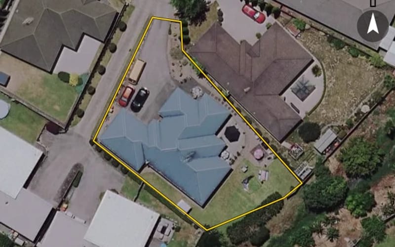 8 Elenora Close