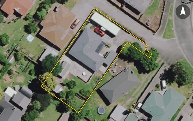 11 Panair Crescent